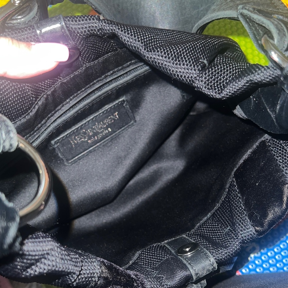 Authentic YSL Stylish Black Women's Bag - Picture 5 of 8